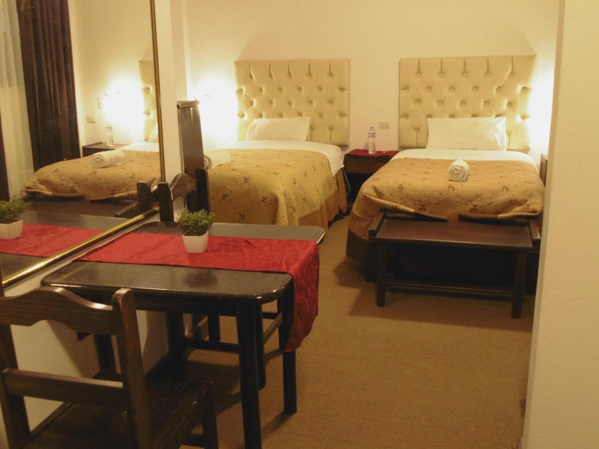 Hotel Montecristo クスコ エクステリア 写真