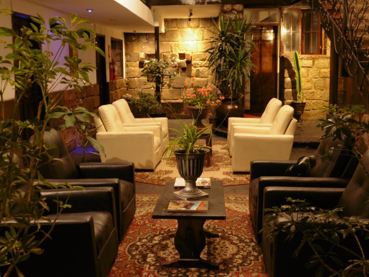 Hotel Montecristo クスコ エクステリア 写真