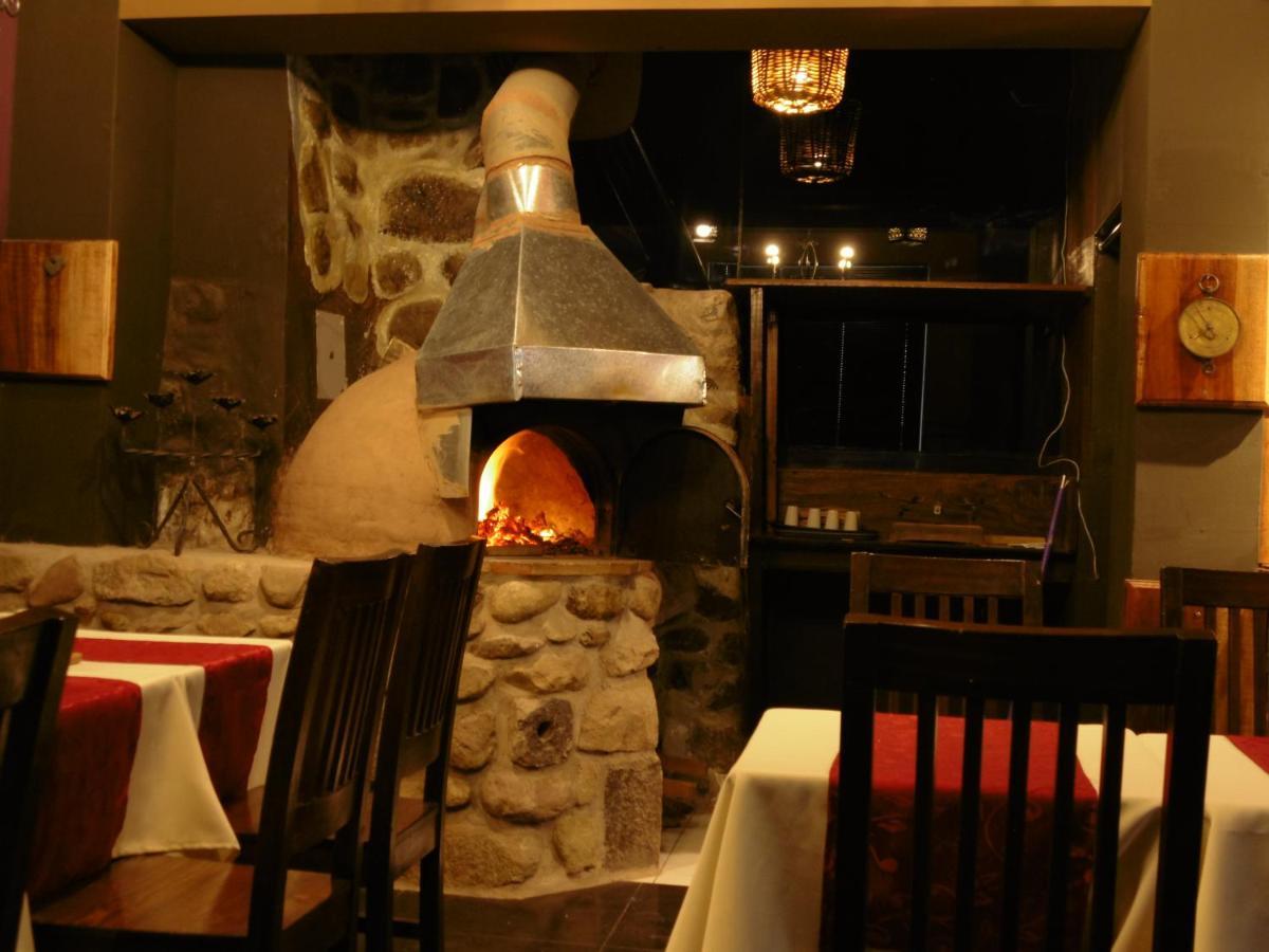 Hotel Montecristo クスコ エクステリア 写真