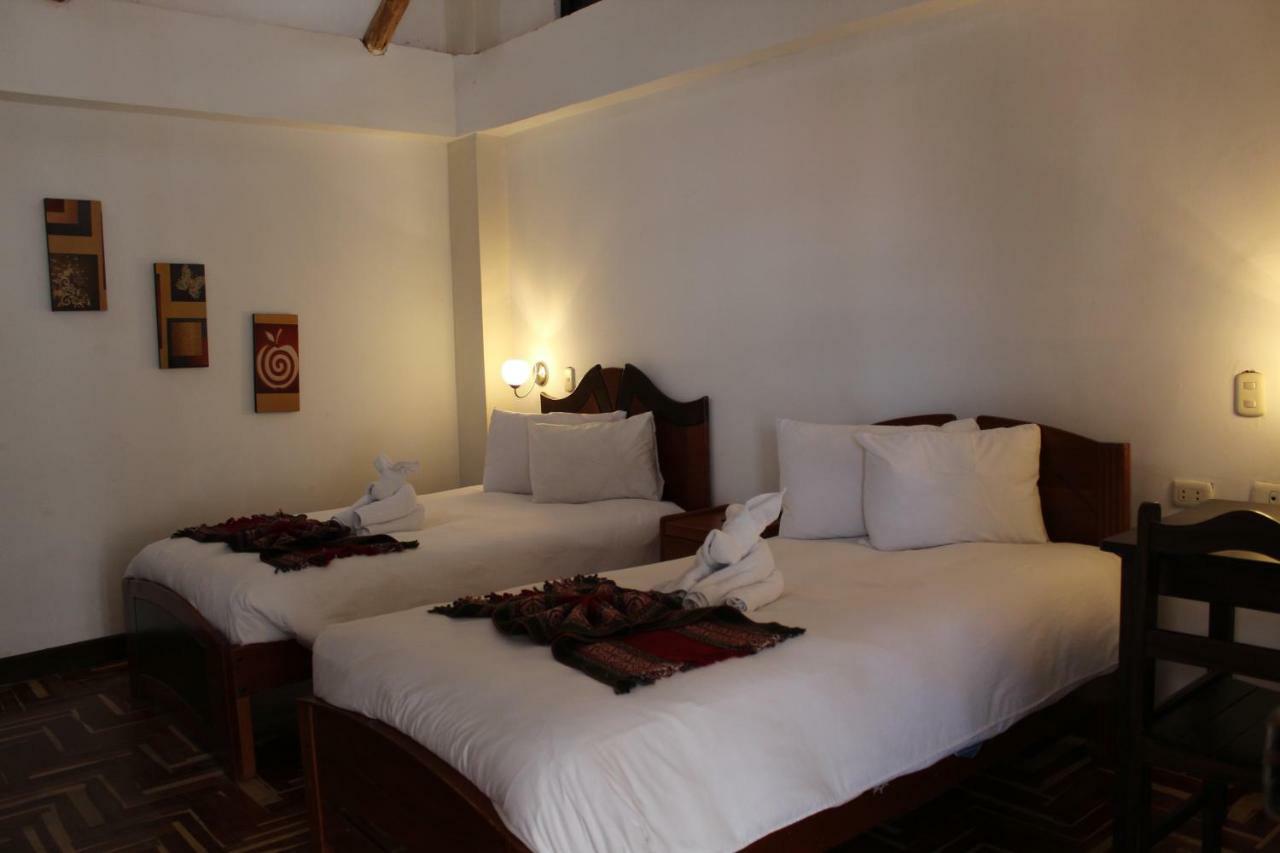Hotel Montecristo クスコ エクステリア 写真
