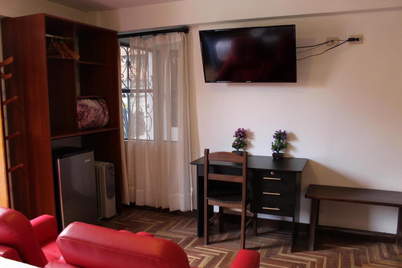 Hotel Montecristo クスコ エクステリア 写真